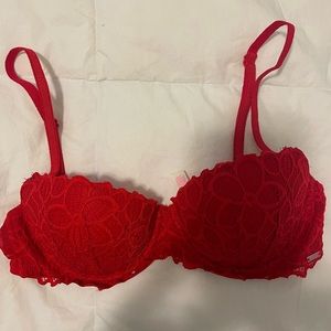 Pink Victoria’s Secret - bra no signs of wear, beautiful texture